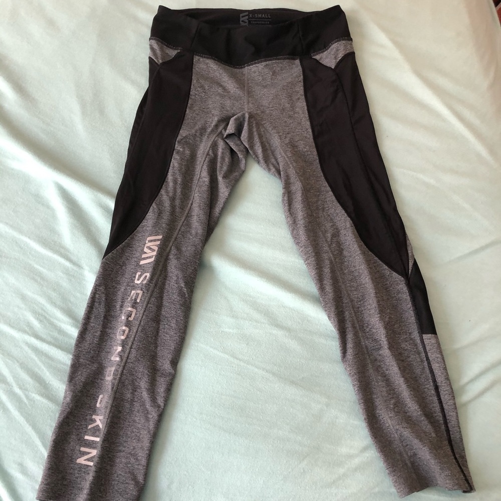 Second Skin Cropped Leggings